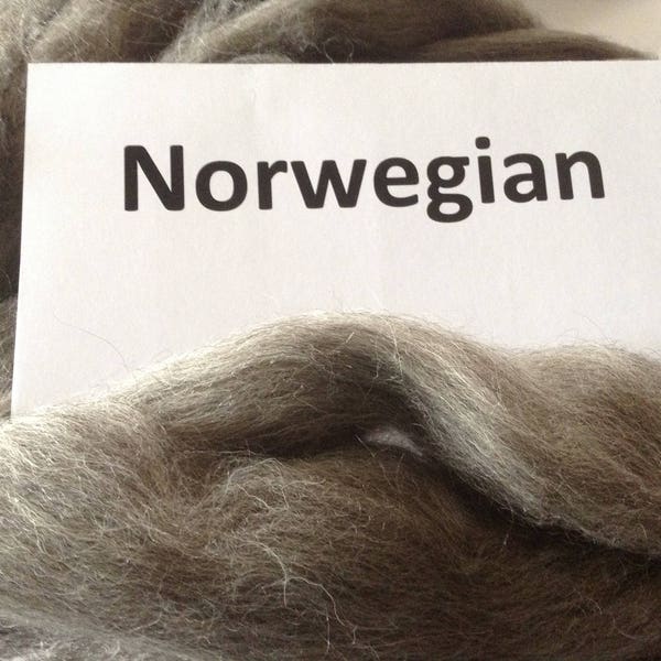 Norwegian, grey roving, Gray Norwegian top, 100 grams of natural wool fiber, great for spinning and felting