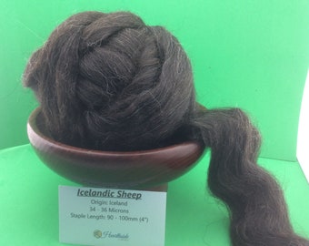 Icelandic Roving, Black Icelandic Top, Great for spinning, felting and weaving, 100 grams of fiber