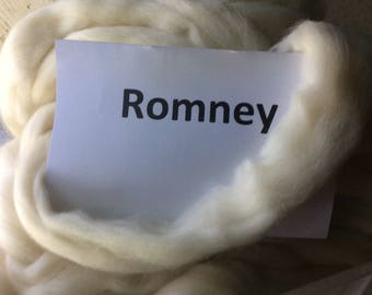 Romney roving, romney top - 100 grams - from the Kent region of England,  great for spinning, felting or dyeing