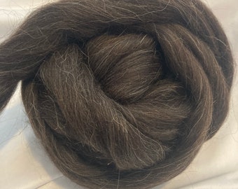 Faroe Island Sheep Wool - Combed Top - 100 grams of beautiful, natural black wool