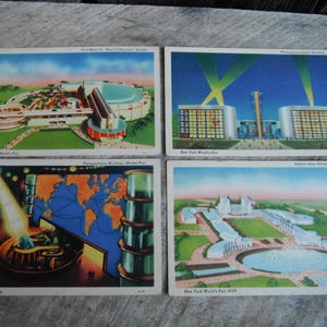 Lot of 4 1939 New York World&#39;s Fair Linen Souvenir Postcards