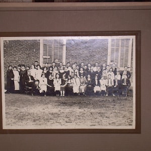 1920's Mounted Photo - Class Group - WV