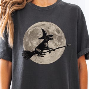 GSP Moon T-Shirt - Halloween German Shorthaired Pointer Witch Tee, GSP Mom Shirt, Pointer Dad Gift