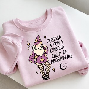 Gostosa Com A Cabeca Digital PNG, Funny Wizard Meme Art, Perfect for Projects Print