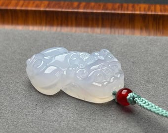 Amuleto colgante Pixiu de ágata blanca auténtica / Joya de la fortuna, talismán de riqueza y protección
