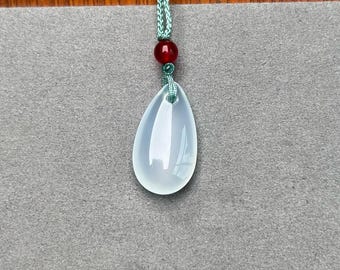 Colgante de gota de agua de ágata blanca / Joya de la fortuna para ella