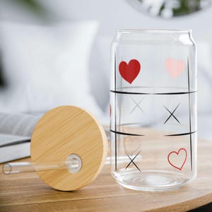 Tic Tac Toe Hearts Sipper Glass |Reusable Drink Cup with Bamboo Lid & Tritan Straw | Cute Valentine Gift, Summer, Romantic Gift