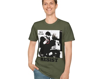 Resist stencil protest T-Shirt | This is not a gun design