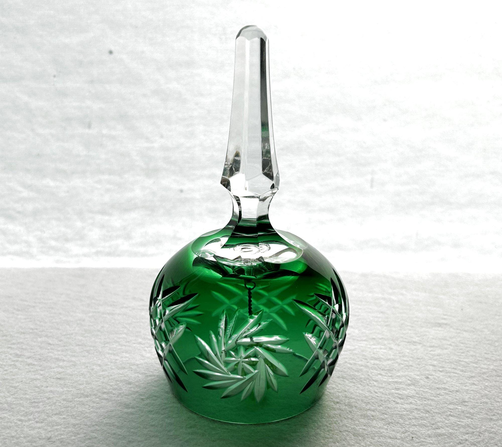 Vintage EMERALD KELLY GREEN Dinner Bell Cut-to-clear 24% Lead