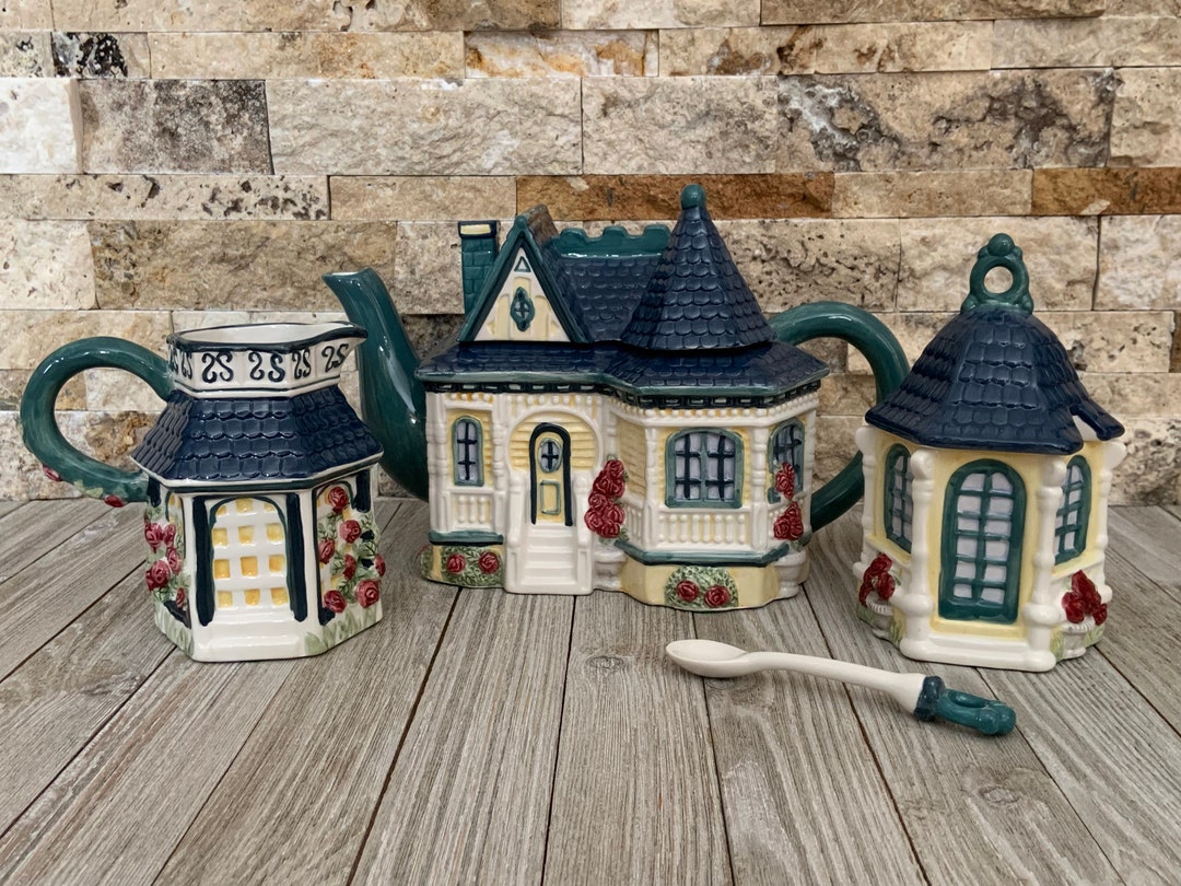 Cracker Barrel Tea Set