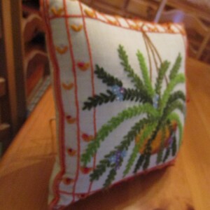 Vintage Completed Crewel Hand Embroidery Pillow from Kit EVC 13 1/2-14 70s BOHO Hanging Basket w Fern Orange Red Border Has Wear to Corners image 2