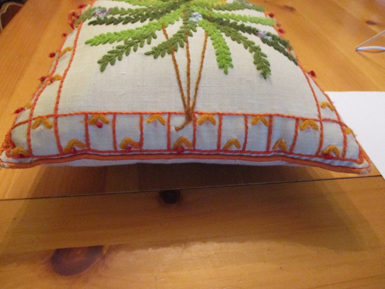 Vintage Completed Crewel Hand Embroidery Pillow from Kit EVC 13 1/2-14 70s BOHO Hanging Basket w Fern Orange Red Border Has Wear to Corners image 5