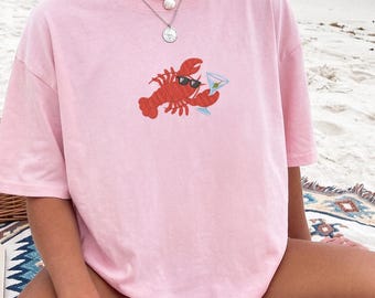 T-Shirt Lobster Tee Funny Beach Graphic Martini Sunglasses Summer Vacation Gift Comfort Colors Oversized Coastal Shirt