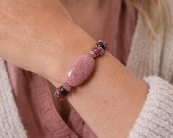 Rhodonit Armband mit Flach Oval Cabochon, Rhodonit Chips & Bronzit 6 mm Perlen, Rosa Edelstein Armband, Rosa und Braun Armband