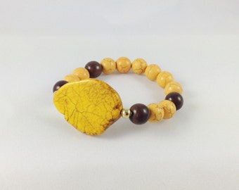 Gelbe Howlith Platte Stretch Armband, Braune Perlenschmuck