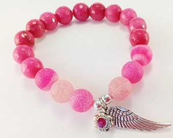 Engelsflügel Rosa Jade und rissiger Achat Stretch Perlenarmband