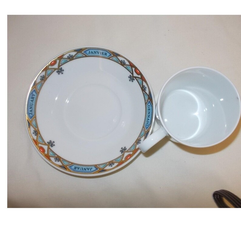 Hutschenreuther January Themen des Monats Espresso Cup Saucer Set Penguins image 2