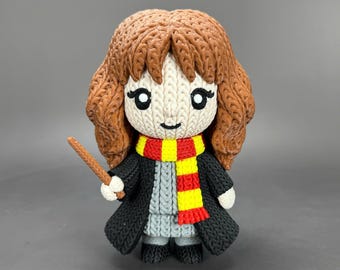Figurine imprimée en 3D inspirée d'Hermione Granger | Texture tricotée | Modèle d'affichage en plusieurs parties