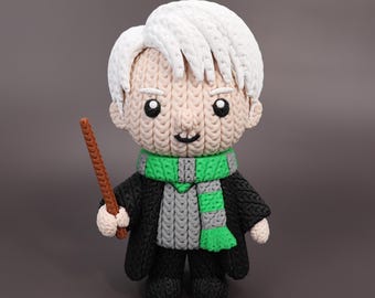 Draco Malfoy - Figurine imprimée en 3D inspirée | Texture tricotée | Modèle d'affichage en plusieurs parties | Cadeau déco sorcier
