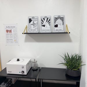 Carta del Tarot en posición de decúbito lateral - Arte imprimible para esteticista (descarga digital)