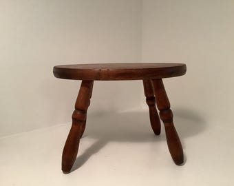 Taburete rústico de madera vintage, taburete de ordeño, estilo granja primitivo, soporte para plantas