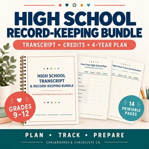 Op de afbeelding: Een high school administratiebundel met een spiraalgebonden planner, een vierjarenplan en een cijferlijstwerkblad. De set bevat 14 printbare pagina's voor groep 9 tot 12, met de tekst High School Transcript & Record-Keeping Bundle op de omslag.