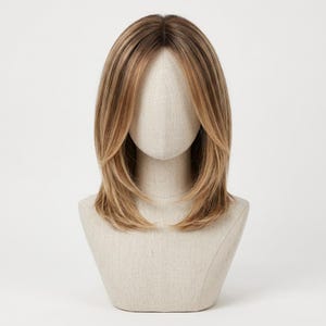 Peluca de balayage en capas, peluca rubia y castaña de longitud media, cabello sintético hasta los hombros.