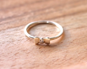 Silver bow ring with cubic zirconia, Dainty bow ring for everyday use, Unique ring gift for her
