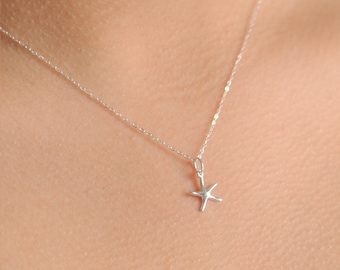 Tiny Starfish Sterling Silver Necklace, Dainty Silver Starfish Pendant Necklace for Everyday Wear