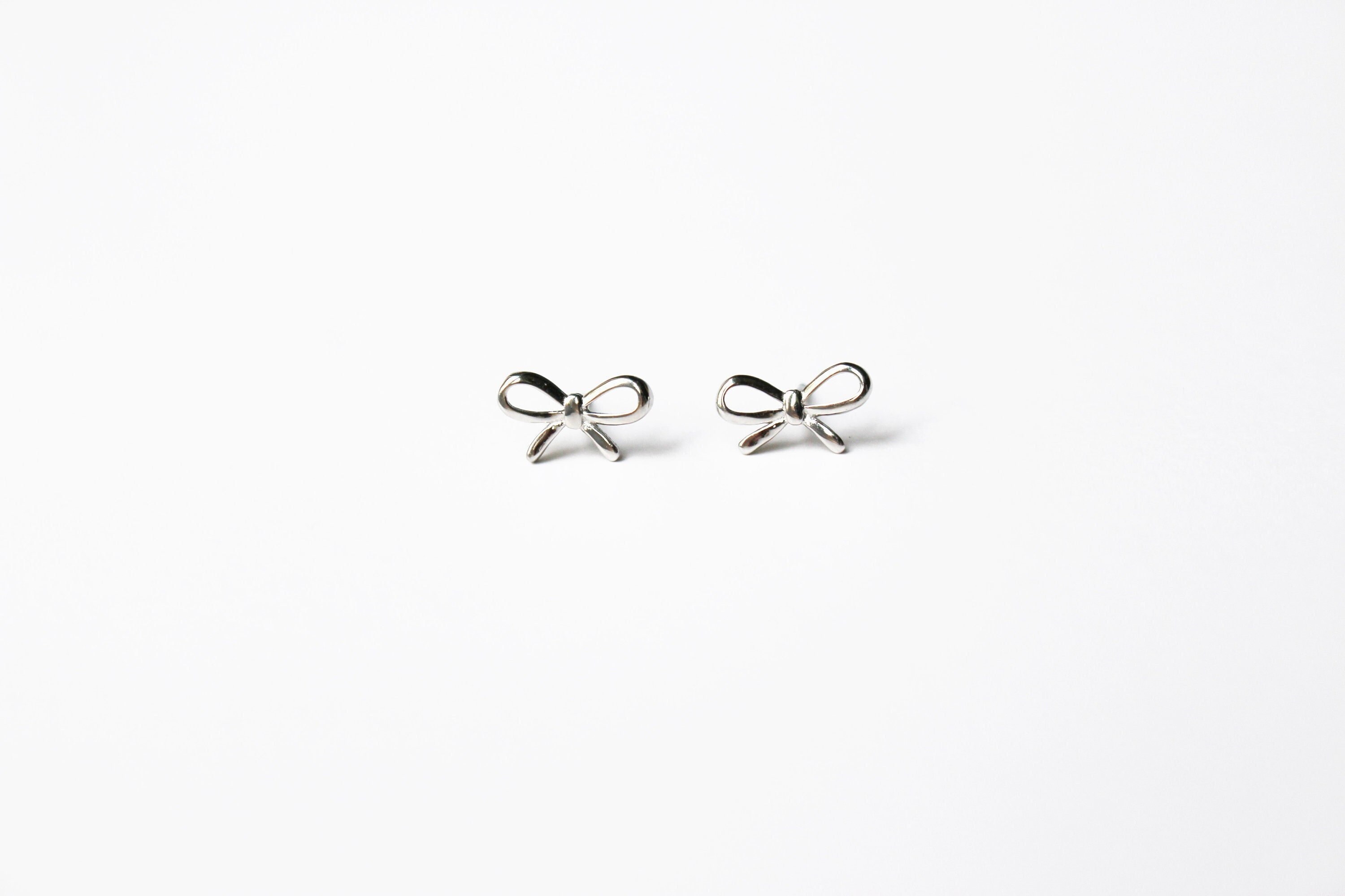 Sterling Silver 3 Clover Heart Stud Earrings | Jewellerybox.co.uk