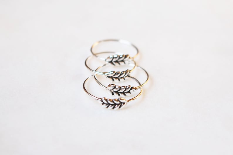 Oxidized sterling silver leaf ring Dainty stacking everyday ring image 6