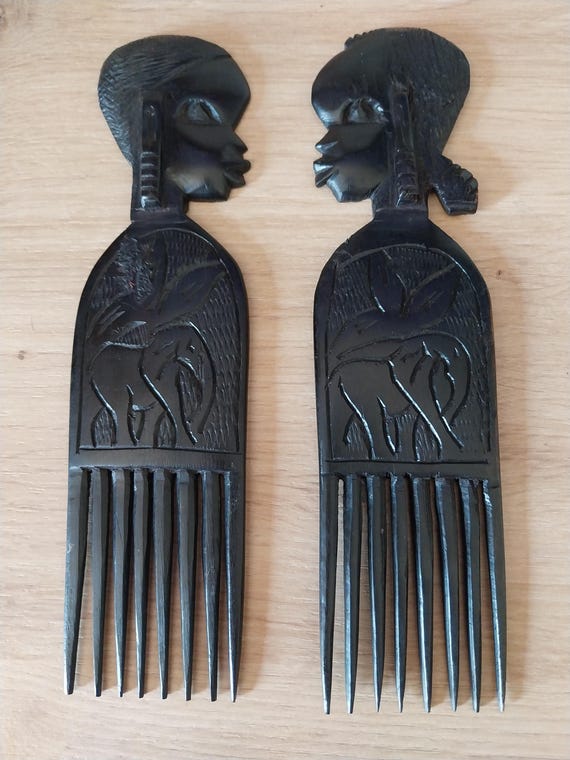 African comb couple