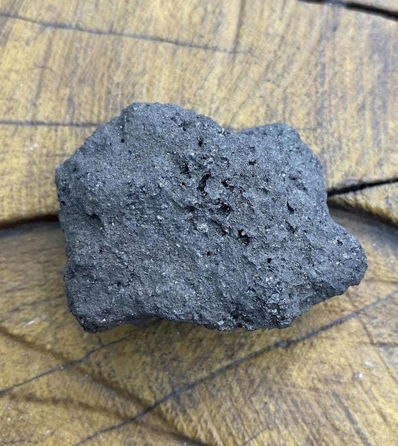 Coke charcoal is a powerful ally in cleansing, purifying, and protecting your spiritual energy.