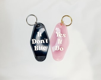 Es beißt nicht; Ja It Do Schlüsselanhänger Set, Gag Geschenk, Freundschaft, Geburtstagsgeschenk