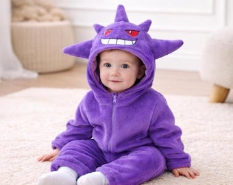 Fioletowy potwór z anime – niemowlęcy kombinezon z kapturem