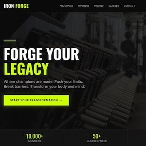 Może przedstawiać: Strona główna witryny Iron Forge, siłowni. Nagłówek zawiera linki nawigacyjne i przycisk "Dołącz teraz". Centralny tekst brzmi "Forge Your Legacy" z przyciskiem wezwania do działania. Tło przedstawia sprzęt do ćwiczeń i osoby ćwiczące.