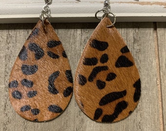 Cheetah Leopard Animal Print Teardrop Silver Fishhooks Lightweight Dangle Earrings Jewelry