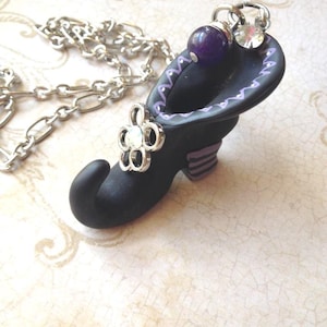 Halloween Witch&#39;s Boot Shoe Charm Necklace Jewelry