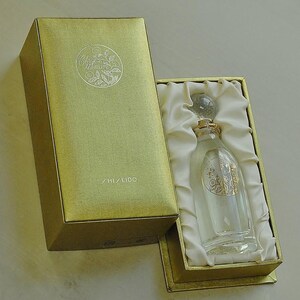 【へじへじ】資生堂 菊 オードパルファム 30mL Vintage CHRYSANTHEMUM (KIKU) by SHISEIDO Edp 30 Ml 1 Oz