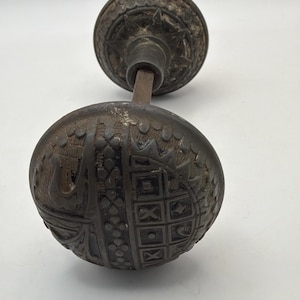 Antique Vintage Victorian Ornate Door Knob set