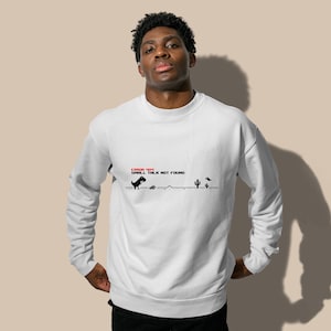 Sudadera con el mensaje "Error 404 Small Talk Not Found", sudadera con capucha estilo pixel art acogedora, estilo orgullo neurodivergente.