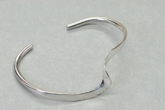 Vintage  Sterling Silver Hammed Solid Silver Mexi… - image 3