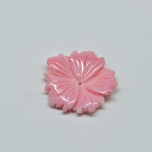 22mm Queen conch shell Carved Flower loose Gemstone Beads