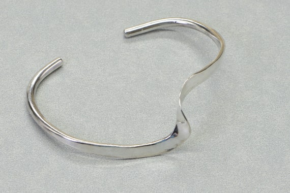 Vintage  Sterling Silver Hammed Solid Silver Mexi… - image 2