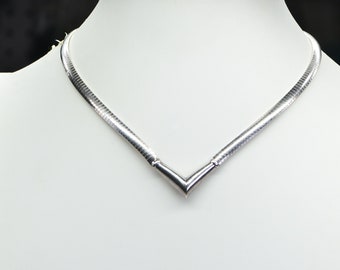 V Shape Choker Necklace Domed Omega Sterling silver Silver Vintage Italy Necklace