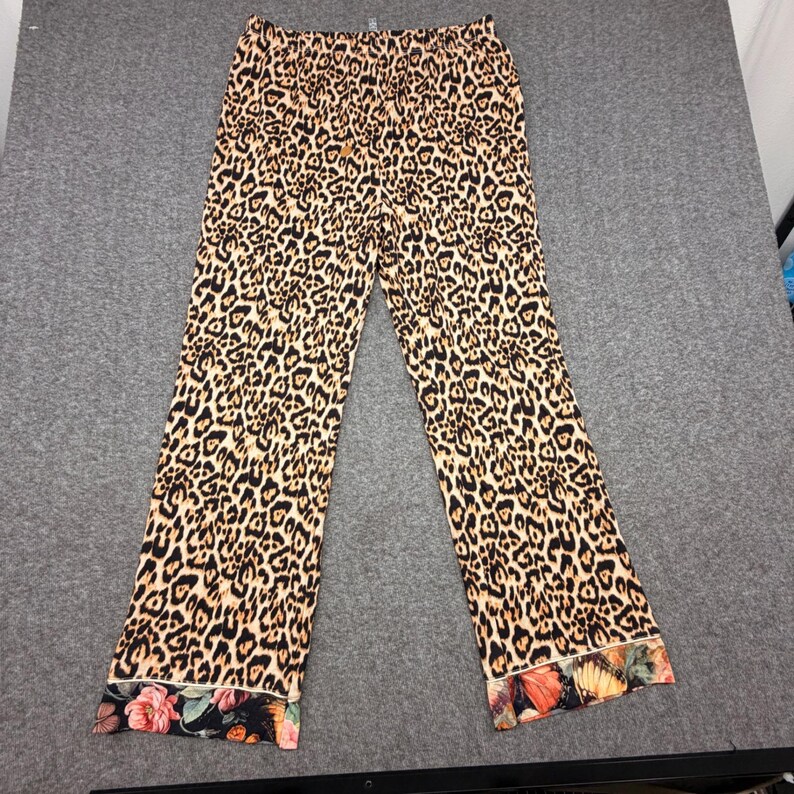Johnny Was Leopard Print Pajama Set Floral Trim Loungewear Large Womens image 3