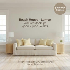 Op de afbeelding: Een witte keramische mok met een zwart handvat en de tekst "But First, Coffee" in een zwarte, handgeschreven lettertype. De mok staat op een wit oppervlak.