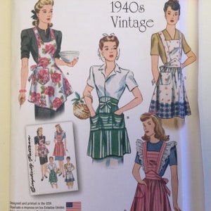 1940s vintage style apron pattern Simplicity 1221 - Sizes Sm Med Lrg - Unused, uncut and factory folded pattern forties style sweetheart bib