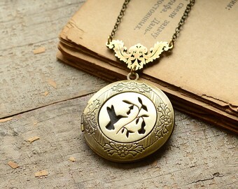#JR112814 QUALITY STYLE JEWELRY CAMEO HUMMINGBIRD LOCKET PHOTO PURPLE MEMORIAL #JR112814 QUALITY STYLE JEWELRY CAMEO HUMMINGBIRD LOCKET PHOTO PURPLE MEMORIAL