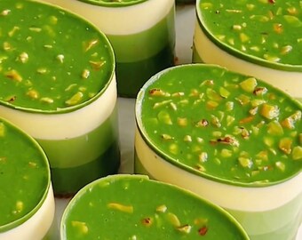 Ricetta della cheesecake Matcha Crunch: torta cremosa al tè verde con base croccante (PDF da scaricare)